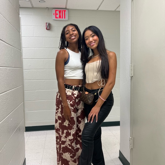 Corset - Picture 3 of 5